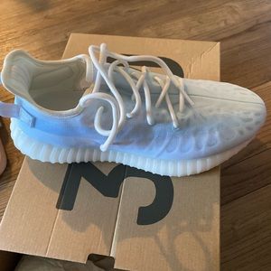 Adidas Yeezy brand new size 10